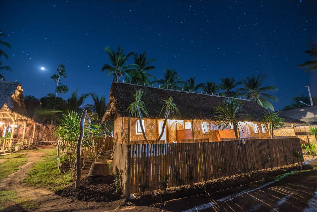 Full Moon Hostel Nusa Penida Quarto foto