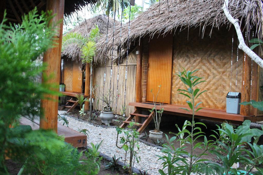 Full Moon Hostel Nusa Penida Exterior foto